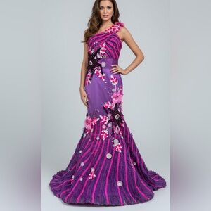 NWT Y2K Vintage Putros Embellished Stunning Unique Gown 12/14